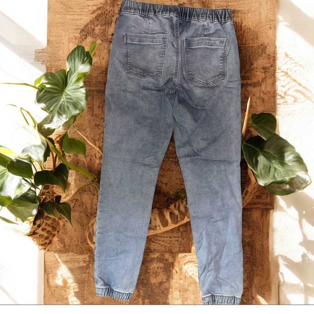 AE High waist Jegging Jogger--button-Next Level Stretch -soft! NWOT- Sz 8 - Picture 12 of 16